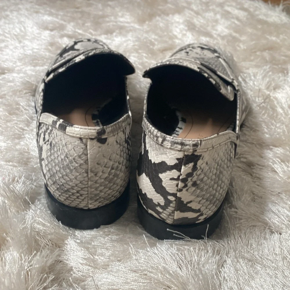 Zara Snake Embossed Loafers - Picture 11 of 12